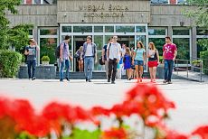 جامعة براغ للاقتصاد والأعمال - صورة 8